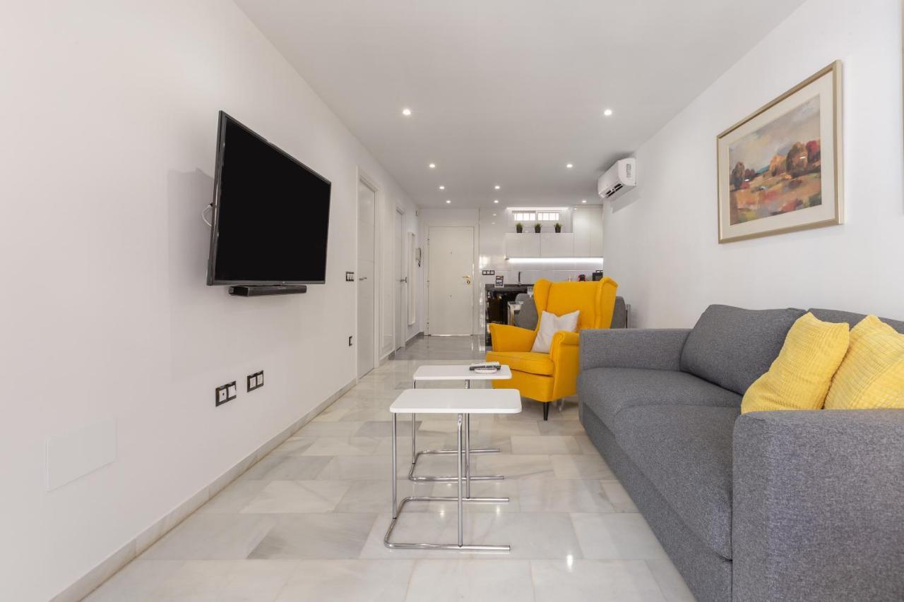 Apartamento La Victoria Apartment มาลากา ภายนอก รูปภาพ
