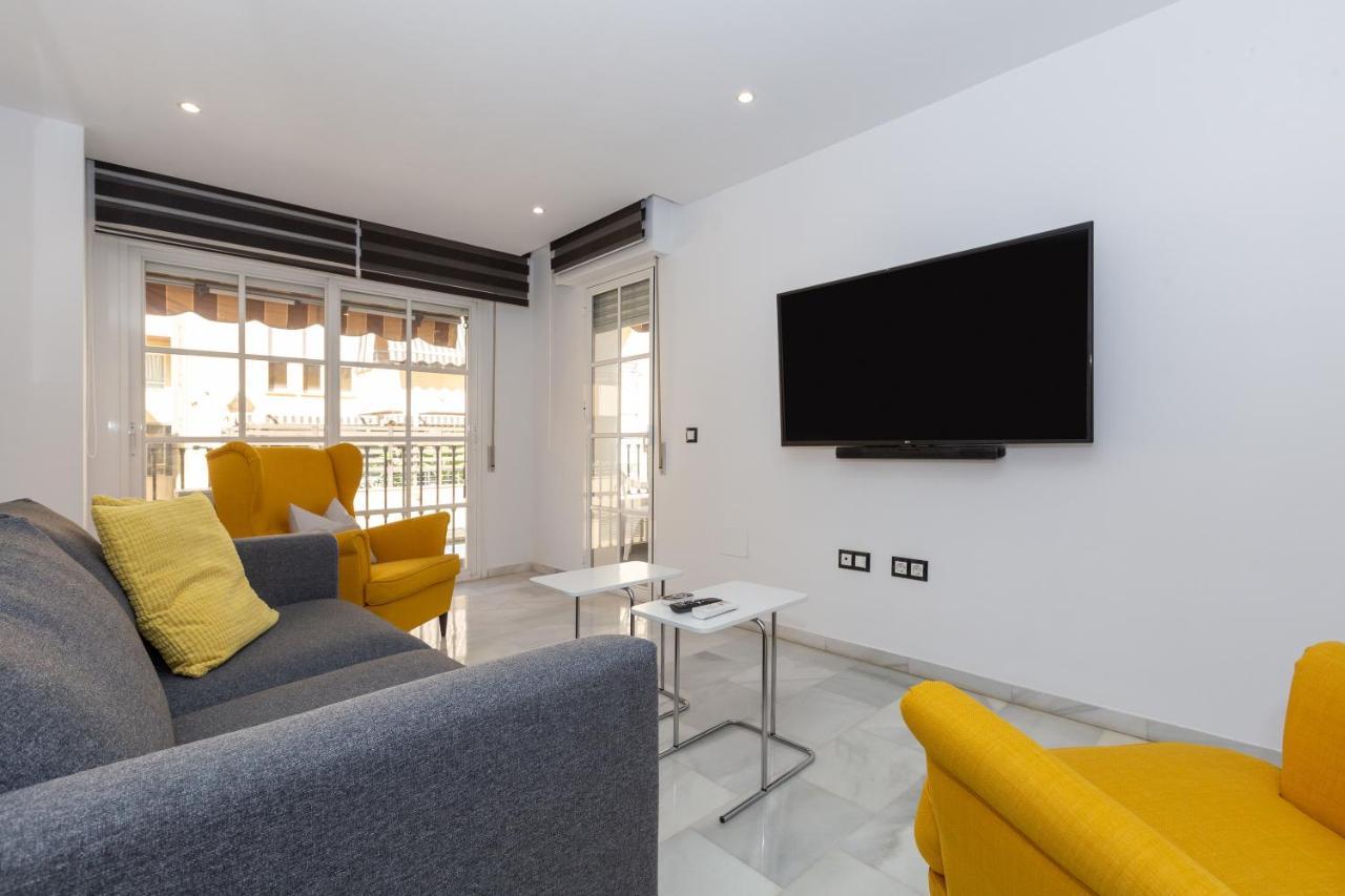 Apartamento La Victoria Apartment มาลากา ภายนอก รูปภาพ