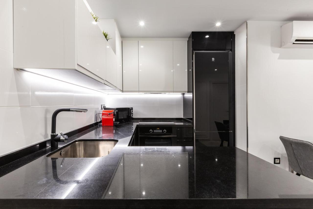 Apartamento La Victoria Apartment มาลากา ภายนอก รูปภาพ